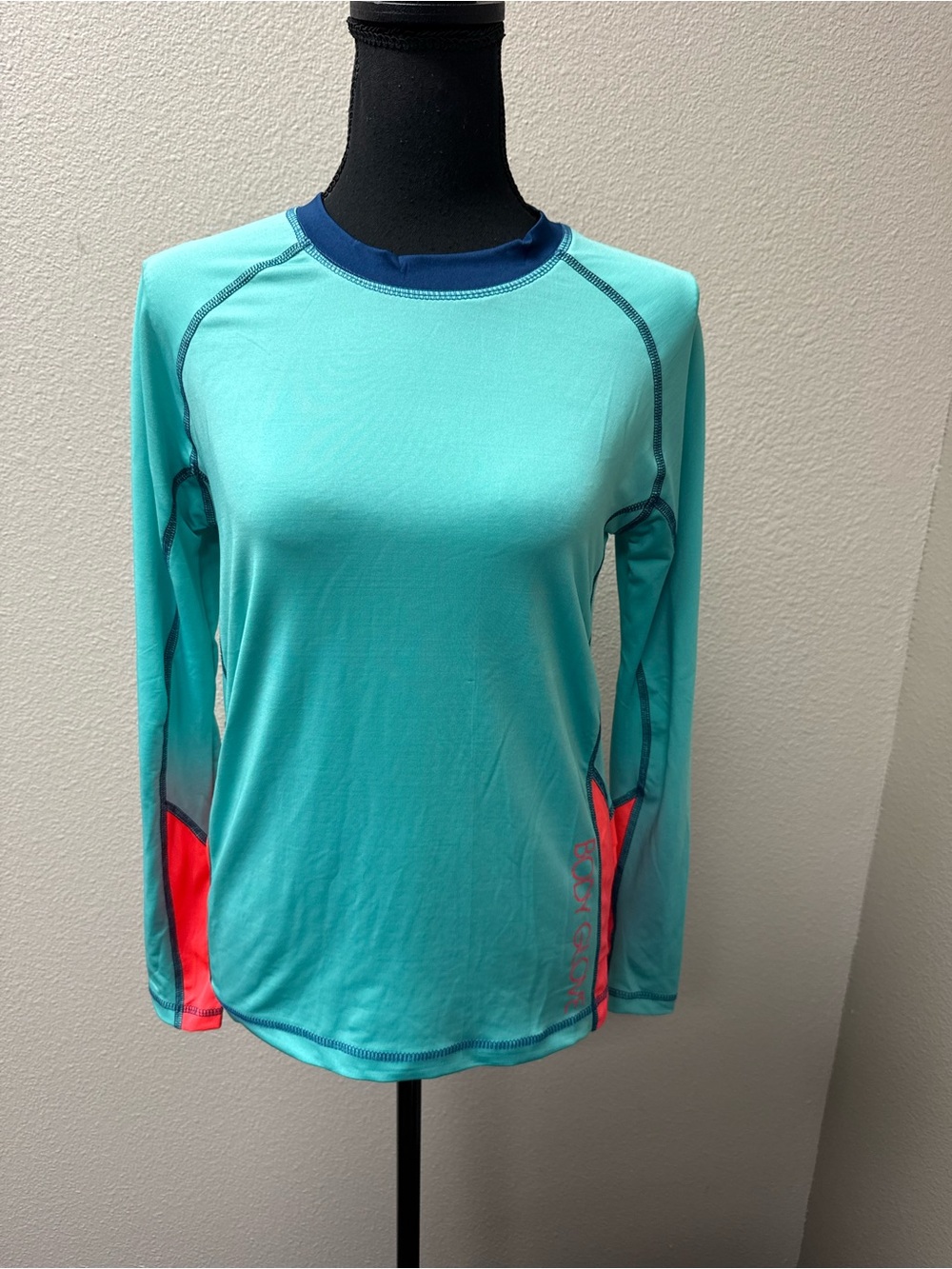 Body Glove M Turquoise Coral Colorblock Long Sleeve Rash Guard Surf Swim Beach